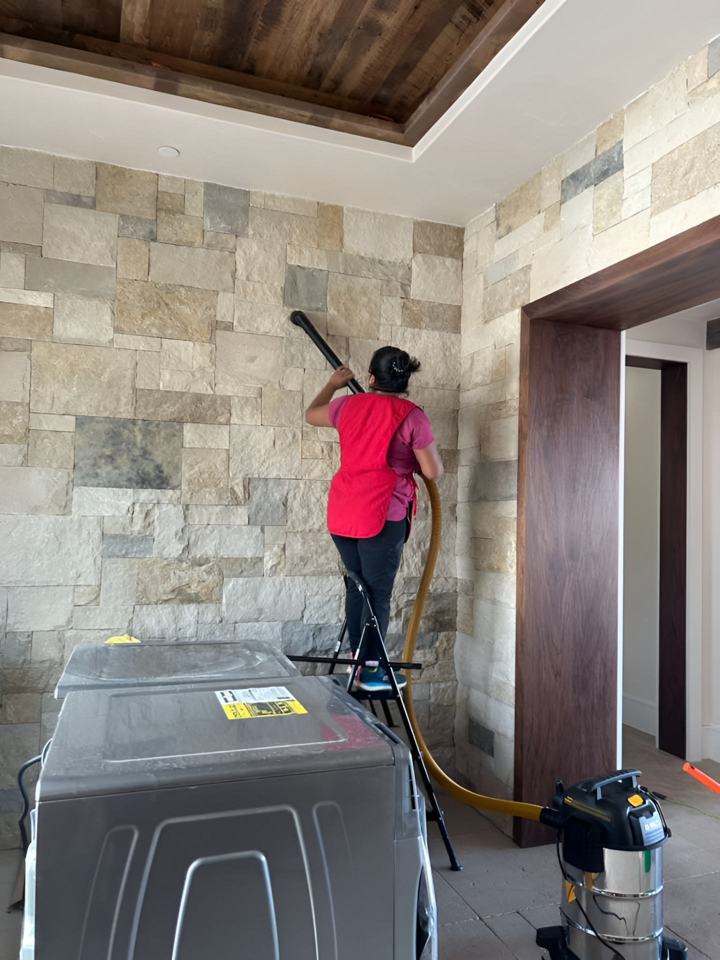 Deep Cleaning Services